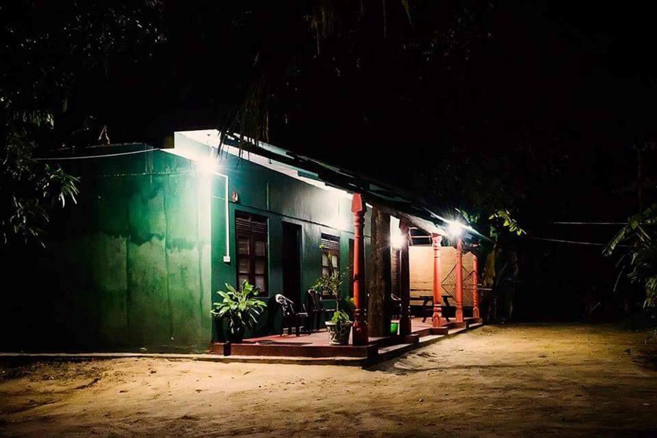 Coconut Park Bed and Breakfast Anuradhapura Eksteriør billede